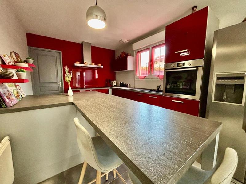 Maison - 100 m² - 4 pièces