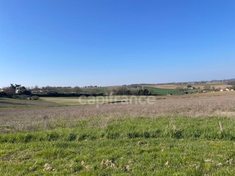 Terrain constructible - 43 400 m²