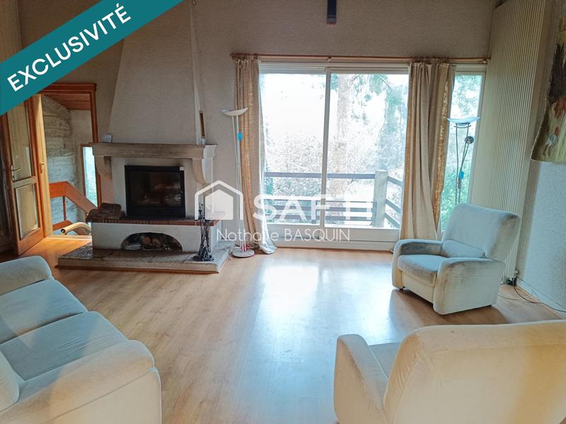 Propriété - 236 m² - 10 pièces