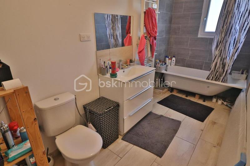 Maison - 112 m² - 4 pièces