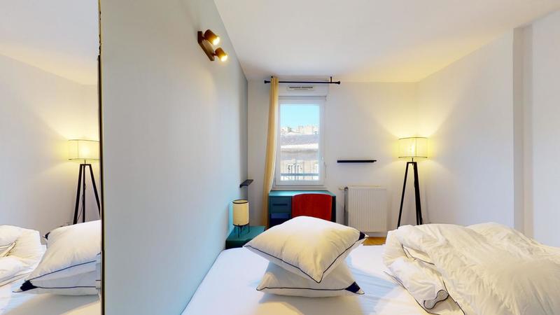 Appartement - 83 m² - 5 pièces