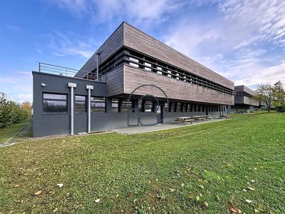 Bureau - 300 m²