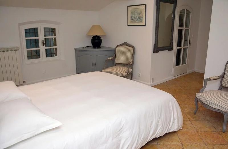 Propriété - 258 m² - 7 pièces