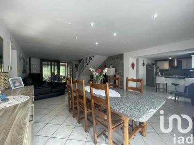 Maison - 188 m² - 7 pièces