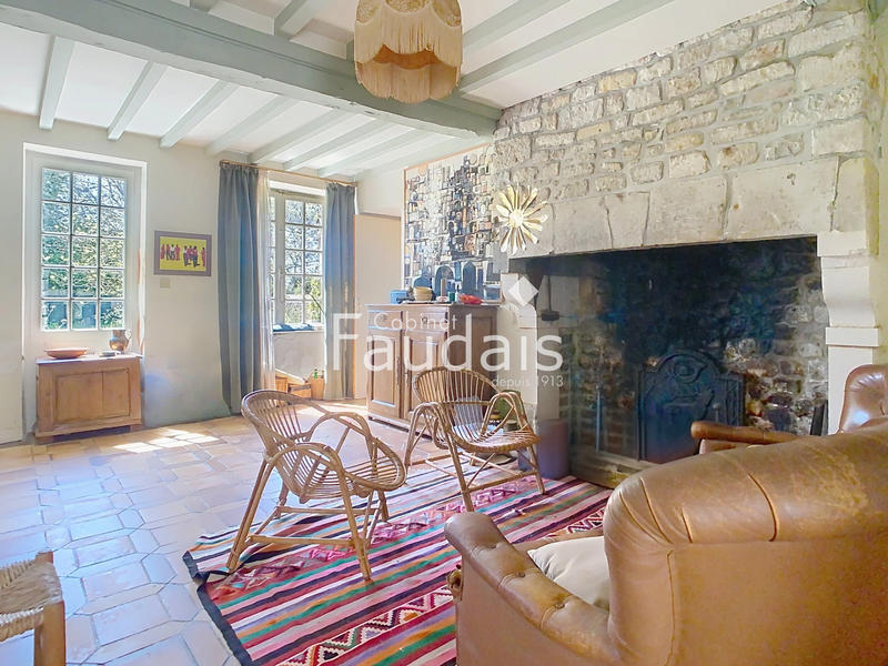 Maison de village - 230 m² - 8 pièces