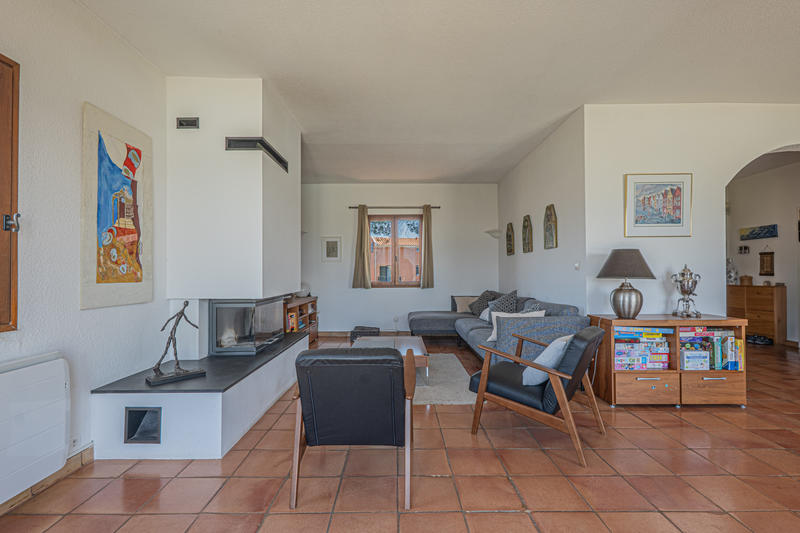 Maison - 180 m² - 8 pièces