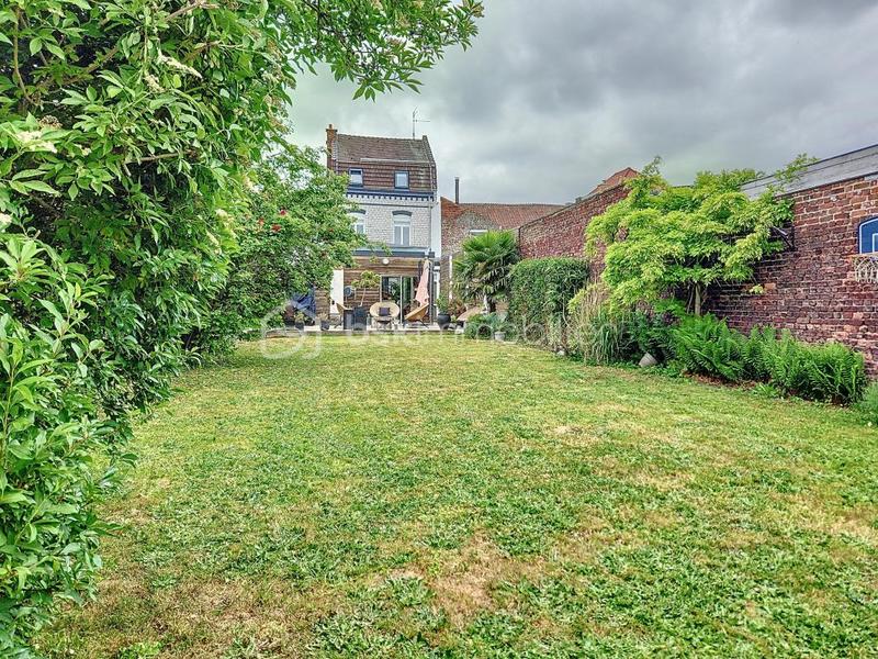 Maison - 163 m² - 4 pièces