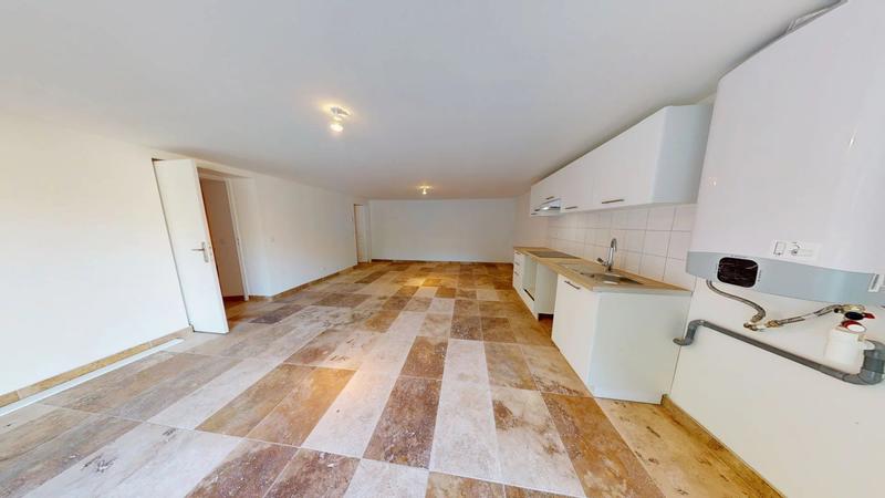 Appartement - 90 m² - 3 pièces