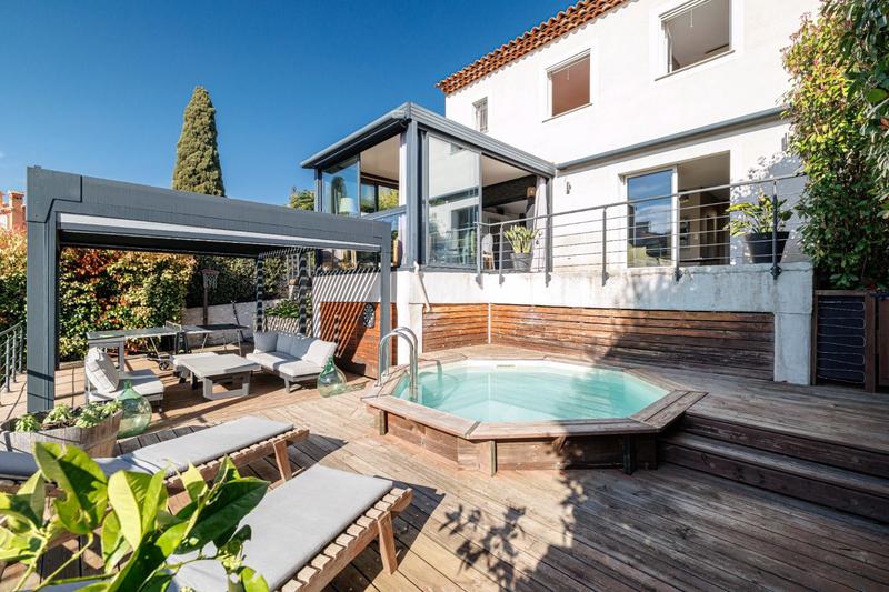 Maison - 105 m² - 4 pièces