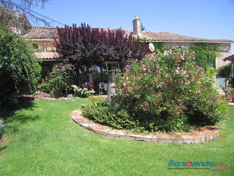 Bastide - 200 m² - 8 pièces