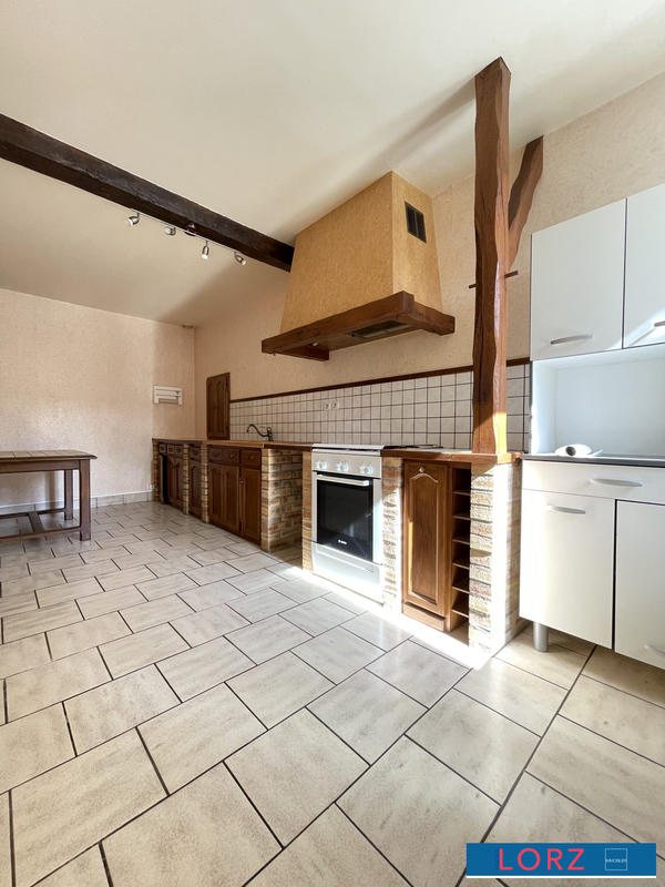 Maison - 90 m² - 4 pièces