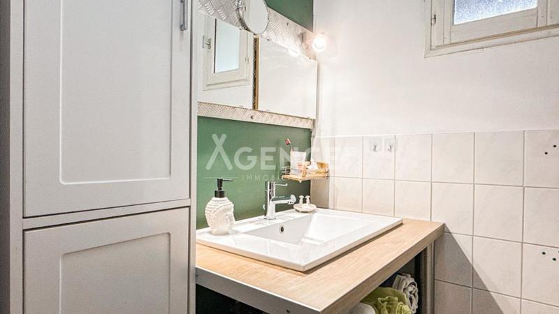 Maison - 104 m² - 4 pièces