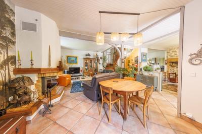 Maison en pierre - 136 m² - 5 pièces