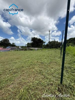 Terrain constructible - 646 m²