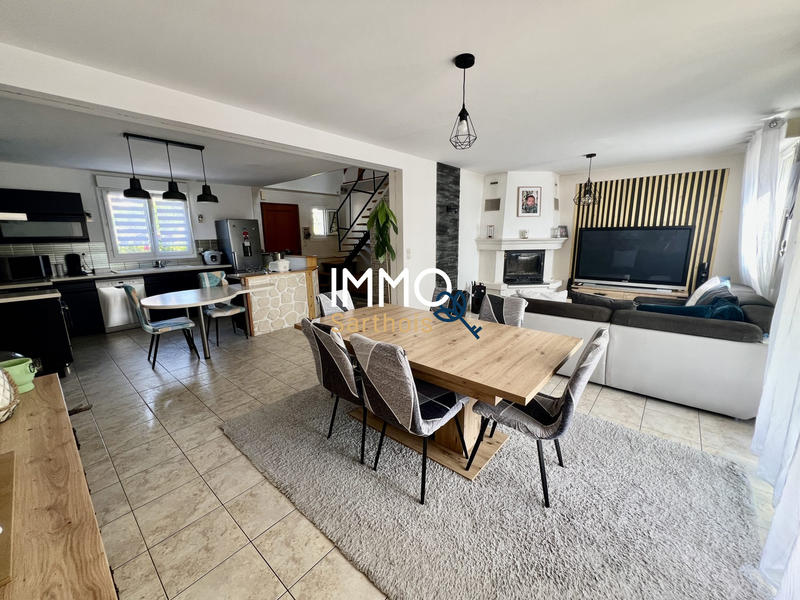 Maison - 132 m² - 6 pièces