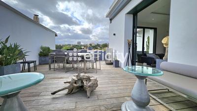 Maison - 190 m² - 5 pièces