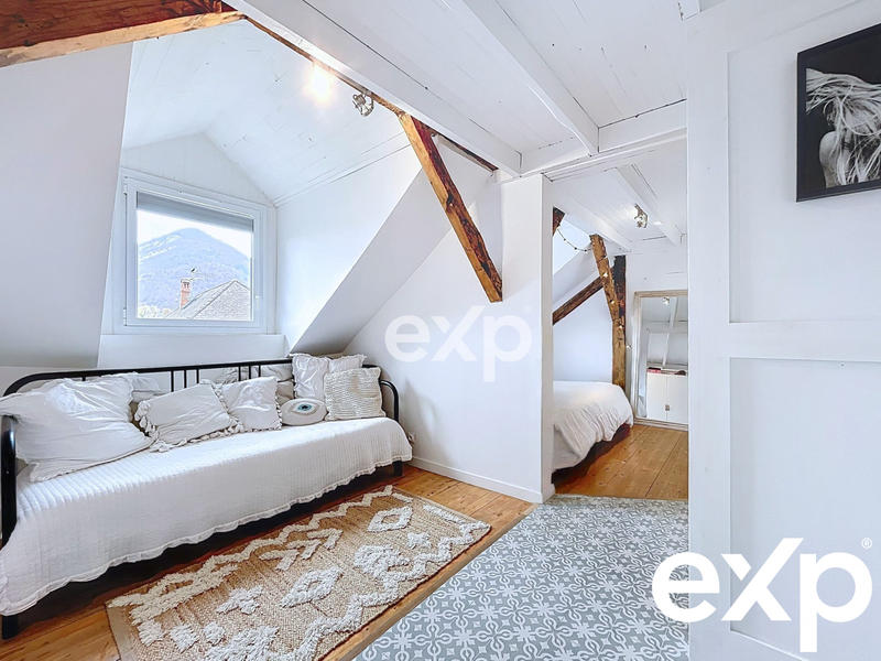 Appartement - 147 m² - 5 pièces