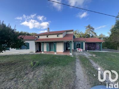 Maison - 222 m² - 9 pièces