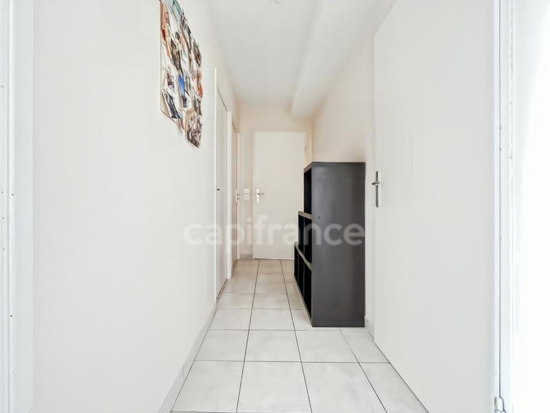 Appartement ancien - 74 m² - 4 pièces