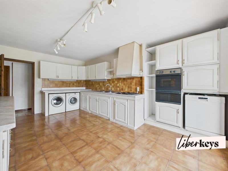 Appartement - 118 m² - 4 pièces