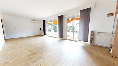 Appartement - 105 m² - 4 pièces