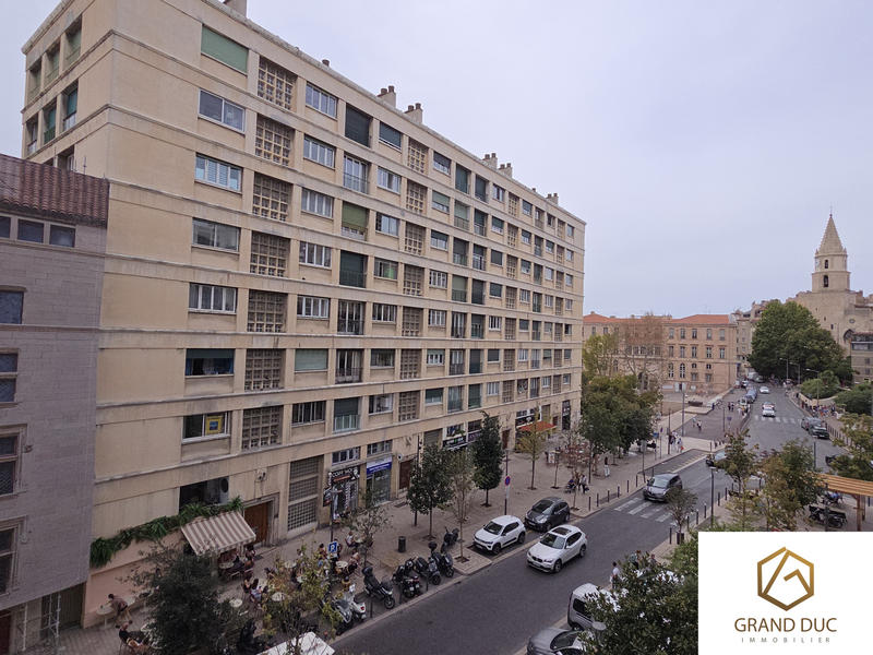 Appartement - 77 m² - 3 pièces