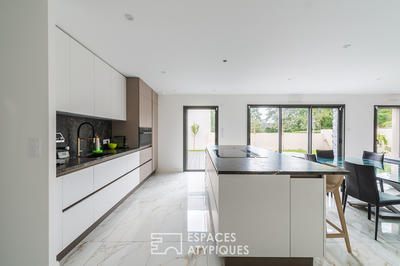 Maison - 213 m² - 8 pièces