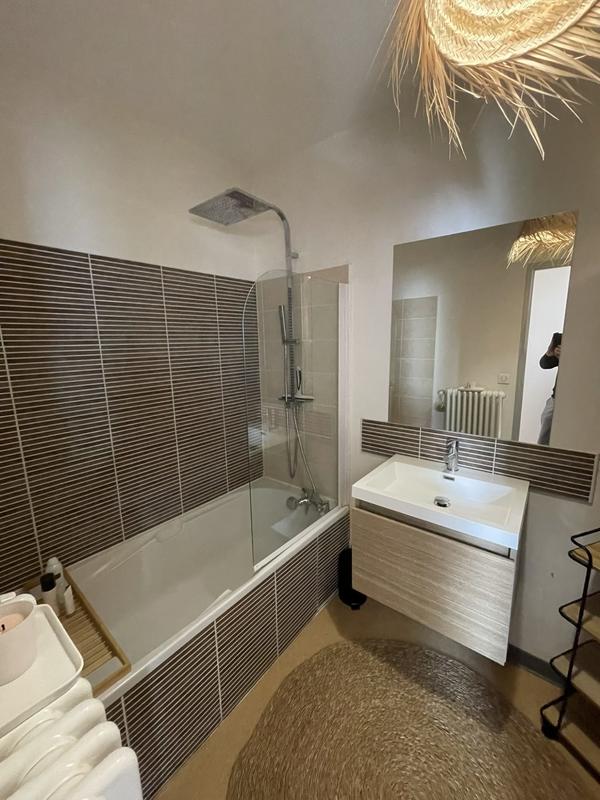 Appartement - 95 m² - 3 pièces