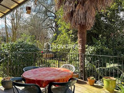 Villa - 259 m² - 11 pièces