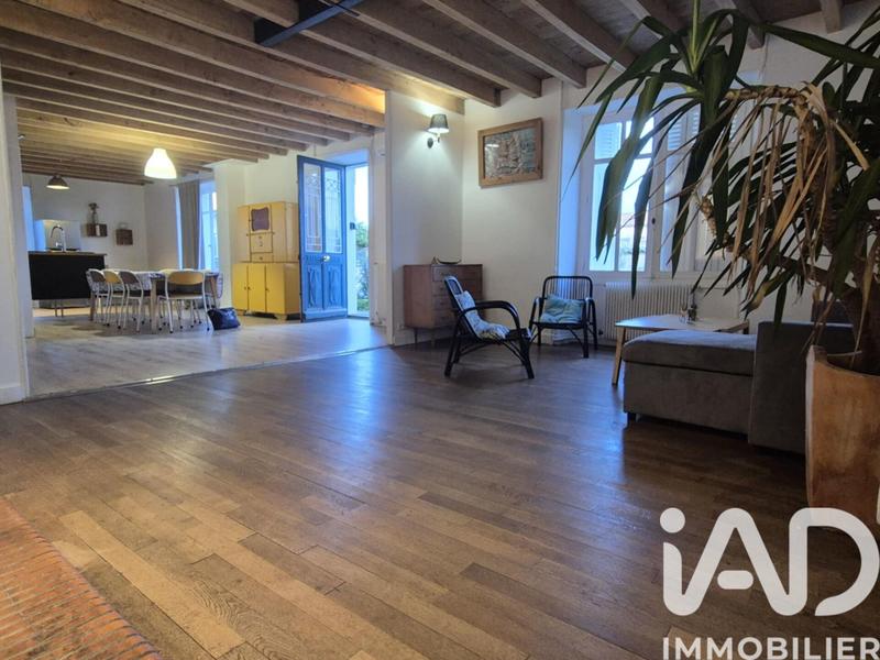 Maison - 174 m² - 5 pièces