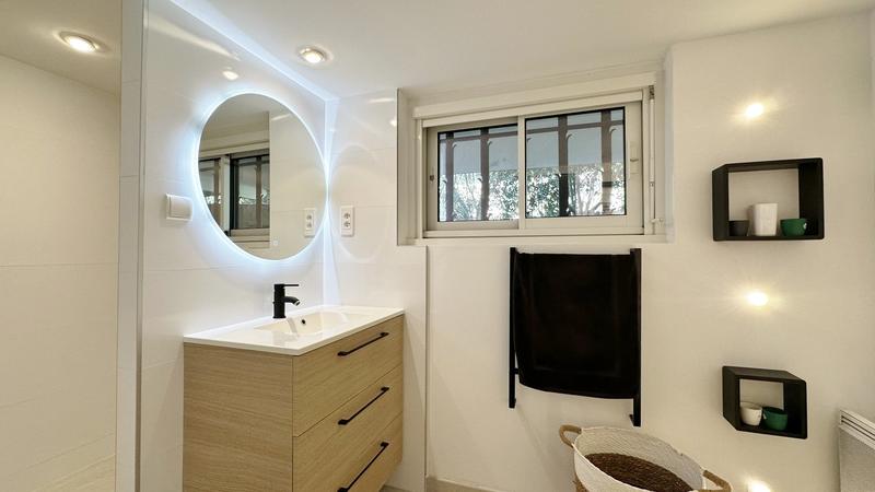 Maison contemporaine - 166 m² - 6 pièces