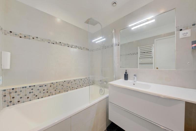 Appartement - 100 m² - 4 pièces