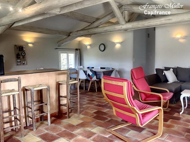 Propriété - 552 m² - 21 pièces