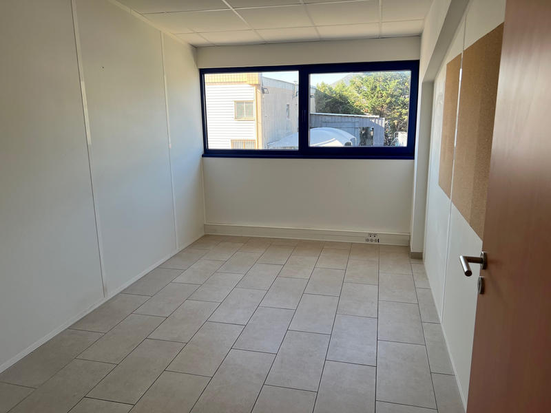 Bureau - 102 m²