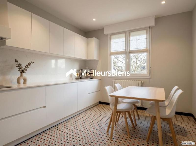 Maison - 92 m² - 4 pièces
