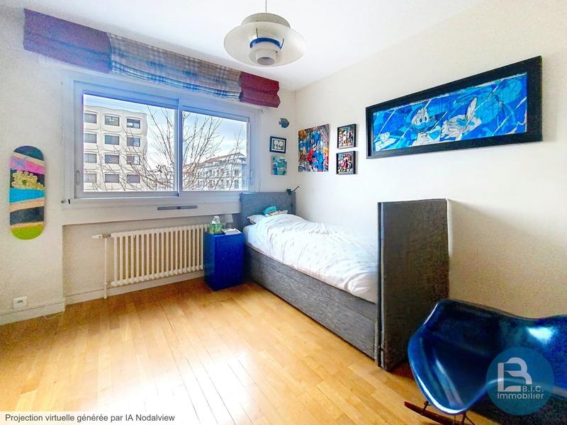 Appartement - 150 m² - 6 pièces