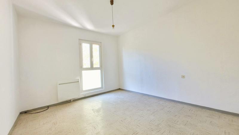 Villa - 90 m² - 4 pièces