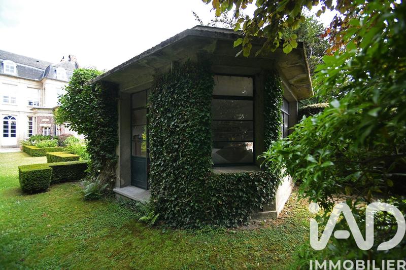 Maison - 240 m² - 8 pièces