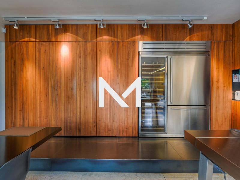 Villa - 212 m² - 6 pièces