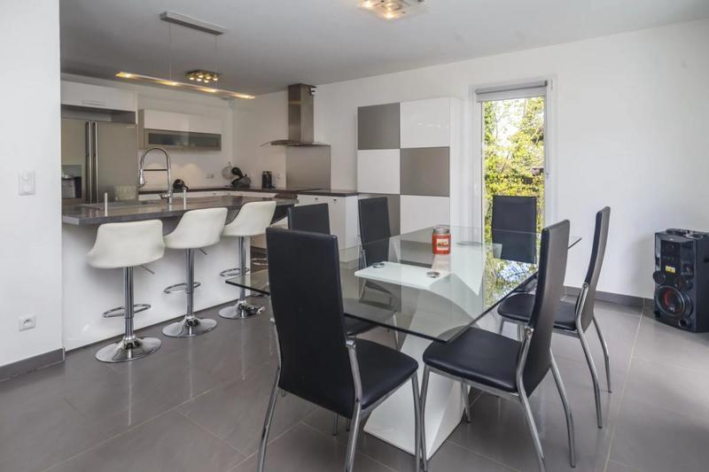 Maison - 109 m² - 5 pièces