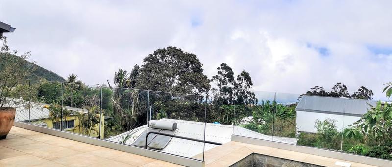 Villa - 313 m² - 12 pièces