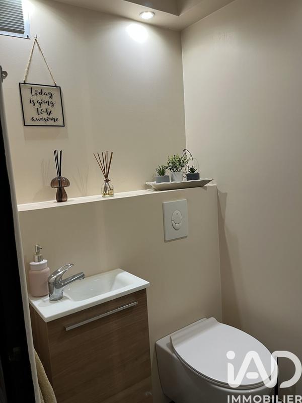 Maison - 206 m² - 7 pièces