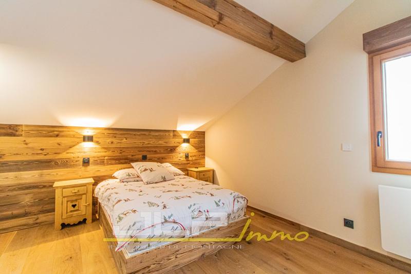 Châlet - 203 m² - 5 pièces