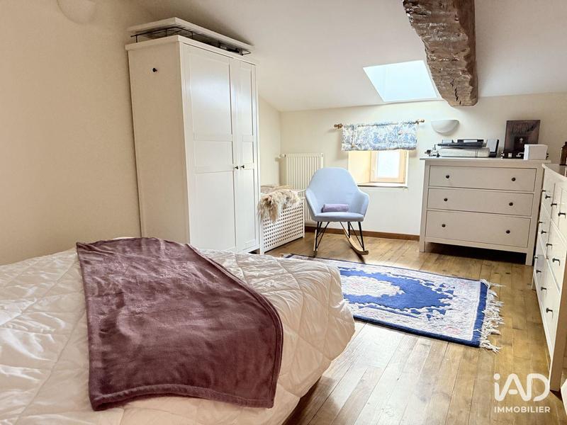 Maison - 240 m² - 5 pièces