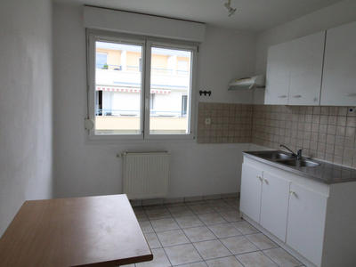 Appartement - 75 m² - 3 pièces
