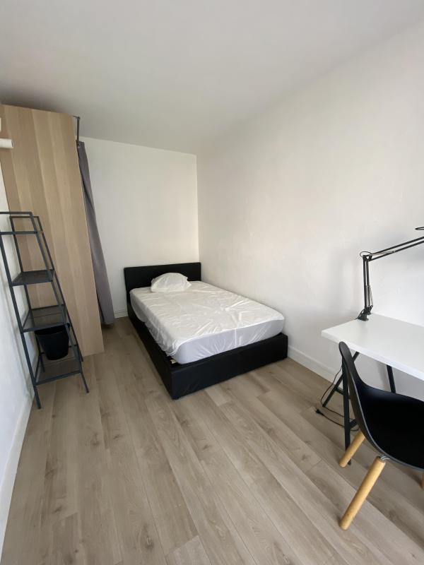 Appartement - 105 m² - 7 pièces