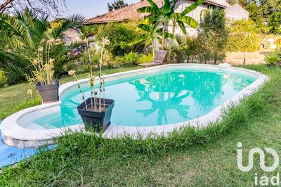 Maison - 186 m² - 7 pièces