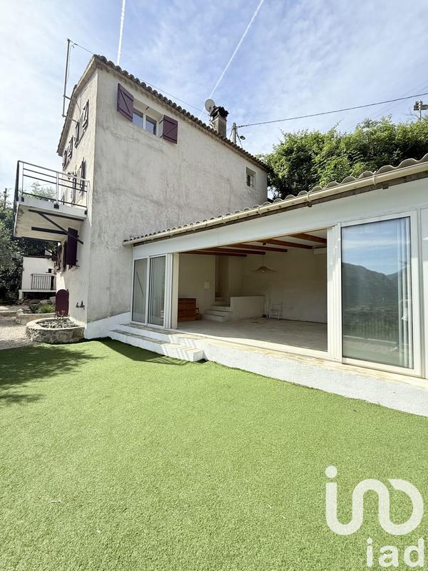 Maison - 167 m² - 6 pièces