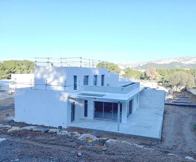 Villa - 163 m² - 6 pièces