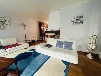 Maison - 186 m² - 6 pièces